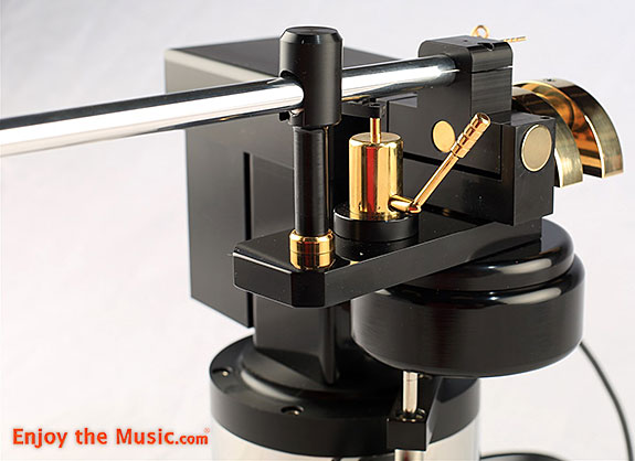 Analogue Artisan A1 Series Turntable With Remote Control VTA/SRA Mongoose Tonearm And Pod Review