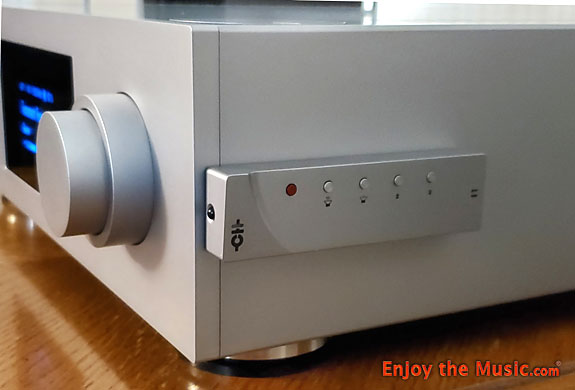 CH Precision I1 Universal Integrated Amplifier Review