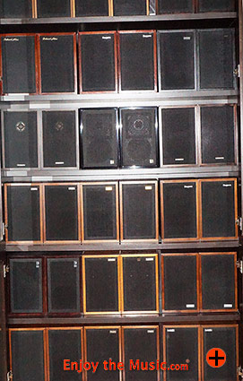 Falcon LS3/5A Classic Small Two-Way Monitor Reborn Review