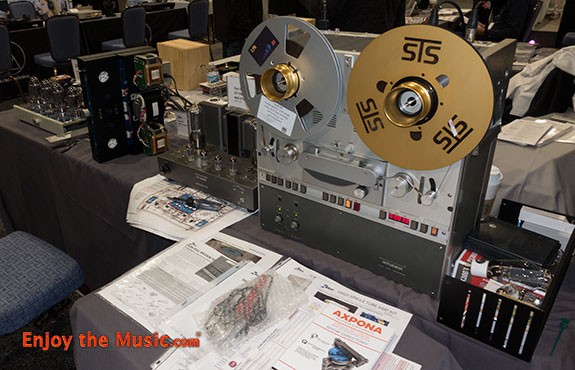 AXPONA 2018 Photofest Featuring JBL, Mark Levinson, ELAC, Markaudio-SOTA, PrimaLuna, Michael Fremer, Acoustic Sounds, FiiO, SOTA, And Triangle Art AXPONA 2018 Show Coverage By Steven R. Rochlin Of Enjoy the Music.com