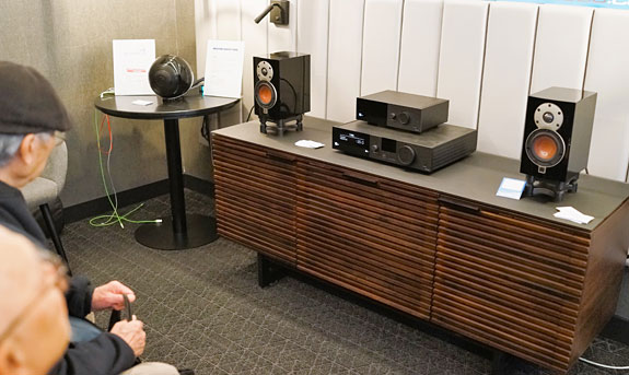 Part 2 Montreal Audiofest Chronicles 2024 Let's explore the 1300 hallway. Montreal Audiofest 2024 Show Report By Rick Becker