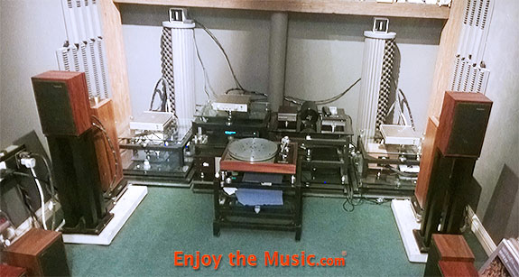 Falcon LS3/5A Classic Small Two-Way Monitor Reborn Review