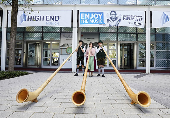 Enjoying The Music @ HIGH END 2022