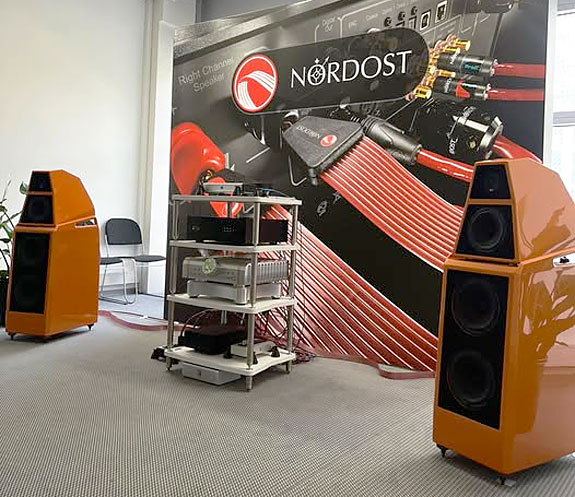 Nordost Blue Heaven 3 Series, White Lightning 3 Tonearm Cable, And QNET7 Ethernet Switch Assessment Review