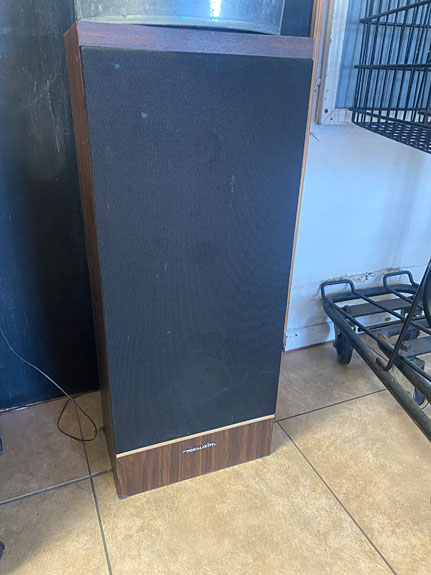 Radio Shack's Realistic System 200 Stereo System Review