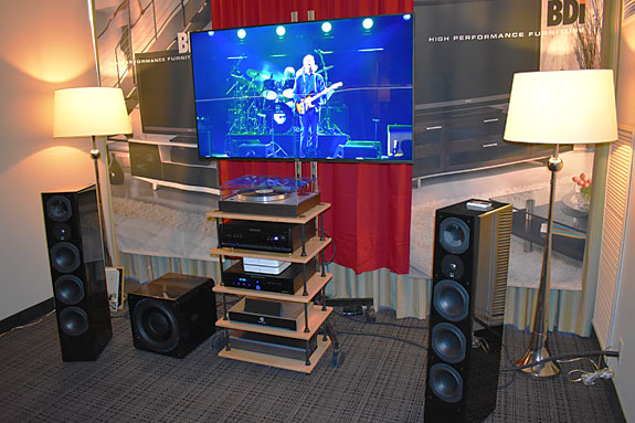 Rick's Home Theater Featuring SVS, Parasound and many more! Florida Audio Expo 2020 Show Report