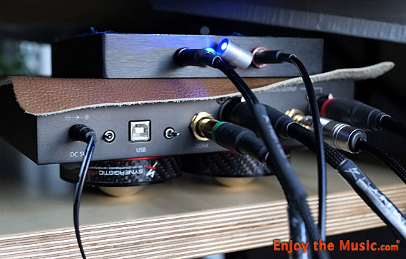 Synergistic Research Tweakfest With the Orange Duplex, Carbon Fiber Duplex Cover, Tranquility Pod, MiG SX footers and Ground Block. Review By Rick Becker